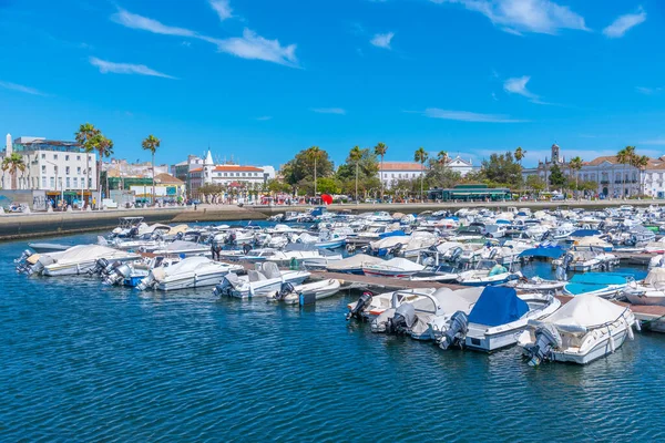 Faro, Portekiz, 18 Haziran 2021: Portekiz 'in Faro kentinde Marina.