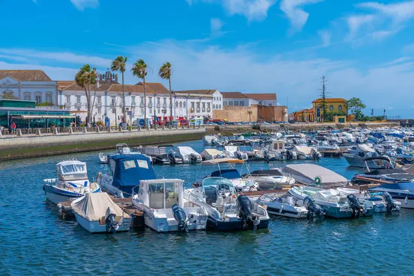 Faro, Portekiz, 18 Haziran 2021: Portekiz 'in Faro kentinde Marina.