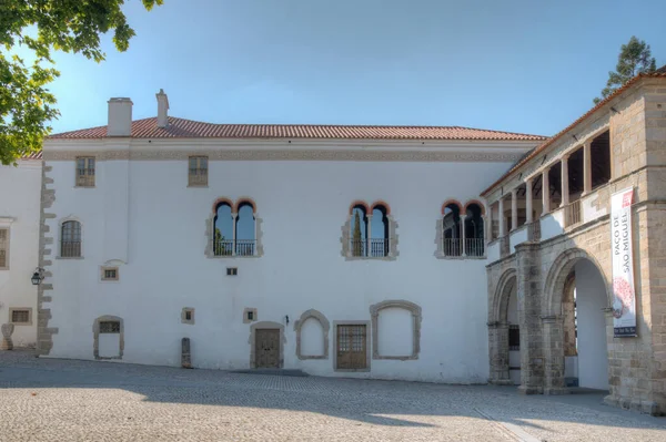 Evora, Portekiz, 14 Haziran 2021: Paco de Sao Miguel, Portekiz şehri Evora.