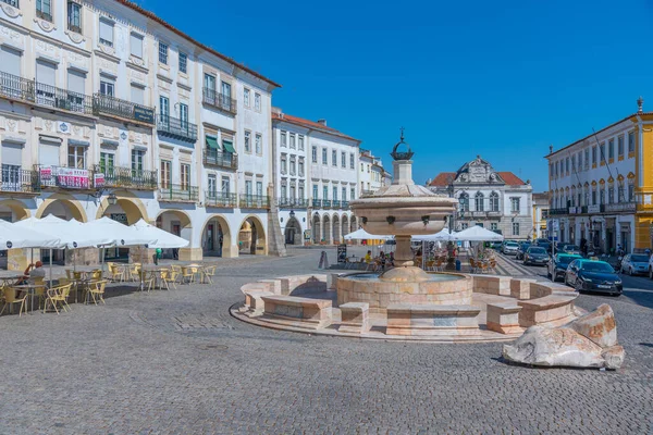 Evora Portugal June 2021 People Enjoying Suny Day Praca Giraldo — стоковое фото