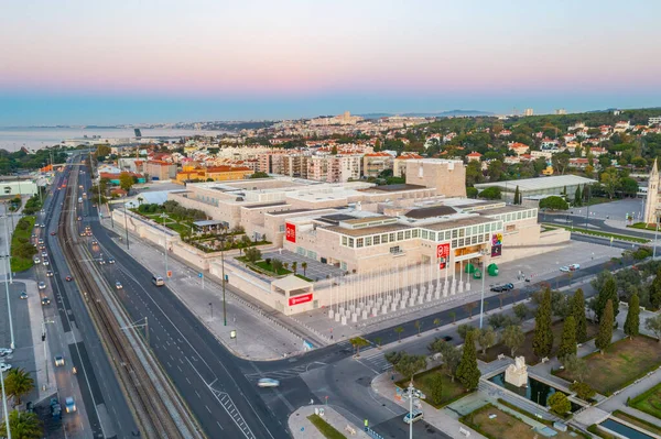 Lizbon, Portekiz, 24 Ekim 2021: Portekiz 'deki kültür merkezi.