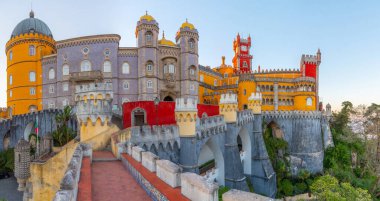 Sintra, Portekiz yakınlarındaki Pena Ulusal Sarayı