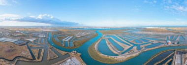 Portuga 'daki Castro Marim' de tuzlu tavalar.