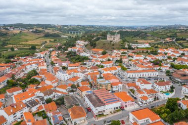 Portekiz 'in Porto de Mos kasabasındaki kale..