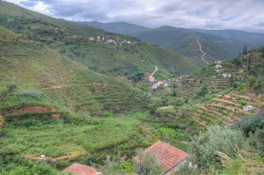 Portekiz 'deki Serra do Acor dağ sırasının manzarası.