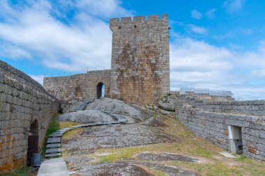 Linhares, Portekiz 'deki eski kale.