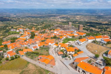 Linhares, Portekiz 'deki eski kale.