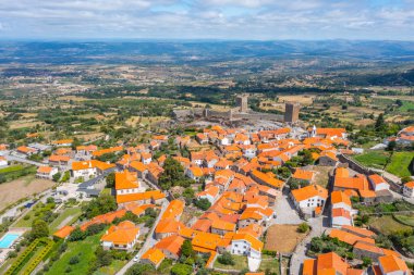 Linhares, Portekiz 'deki eski kale.