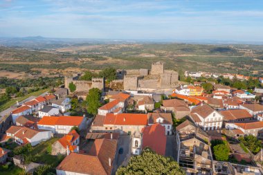 Portekiz 'in Trancoso kentinin hava manzarası.