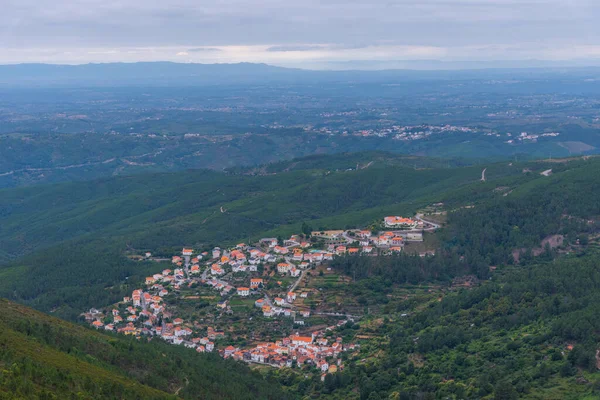 Portekiz Panoraması Miradouro da Rocha 'dan izlendi.