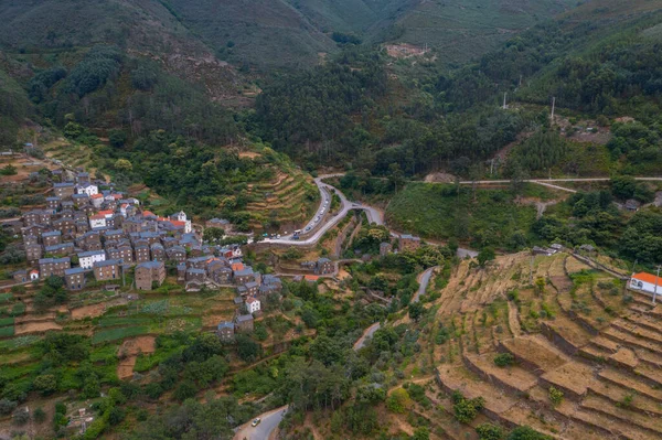 Portekiz 'in Piodao köyünün Panoraması.