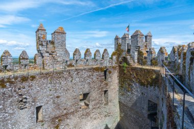 Portekiz, Penedono 'daki eski kale.