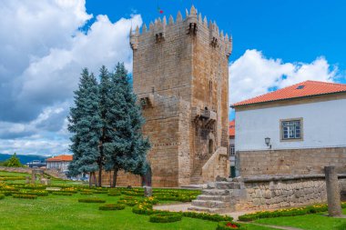 Portekiz 'in eski kasabasındaki kale Chaves.