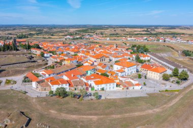 Portekiz şehri Almeida 'nın havadan görünüşü.