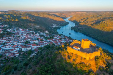 Portekiz 'deki Kale Belver.