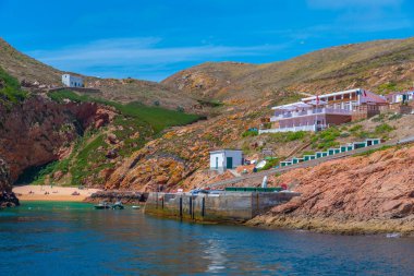 Portekiz 'deki Berlenga Grande Takımadası' nda bir plaj manzarası.