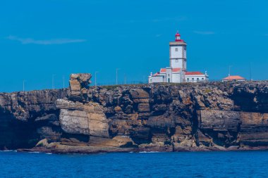 Cabo Carvoeiro pelerini Portekiz 'in Peniche kasabası yakınlarında..