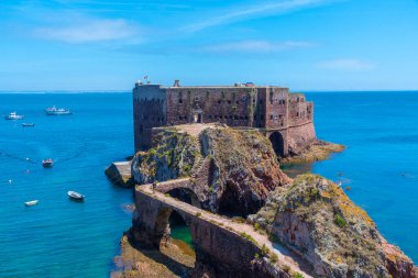 Portekiz 'deki Berlenga Grande Takımadasında Sao Joao Baptista Kalesi.