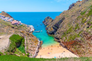 Portekiz 'deki Berlenga Grande Takımadası' nda bir plaj manzarası.