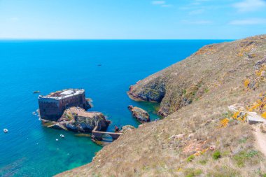 Portekiz 'deki Berlenga Grande Takımadasında Sao Joao Baptista Kalesi.