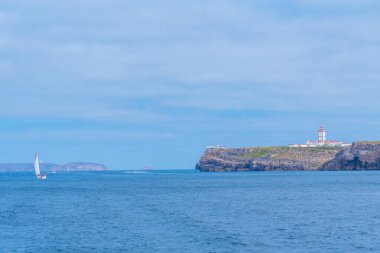 Cabo Carvoeiro pelerini Portekiz 'in Peniche kasabası yakınlarında..