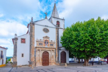 Portekiz 'deki Obidos' taki Santa Maria Kilisesi.