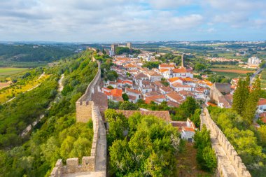 Portekiz 'in Obidos şehrinin Panoraması.