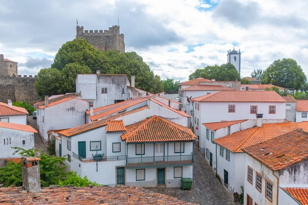 Portekiz 'in Braganca kentindeki kale.