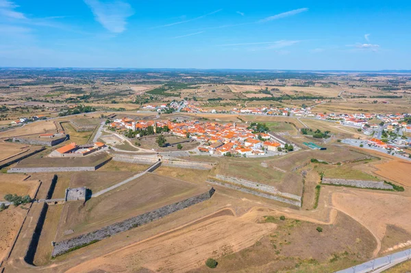 Portekiz şehri Almeida 'nın havadan görünüşü.