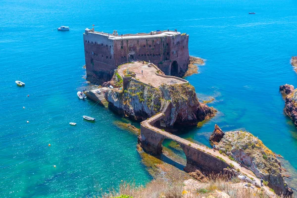 Portekiz 'deki Berlenga Grande Takımadasında Sao Joao Baptista Kalesi.