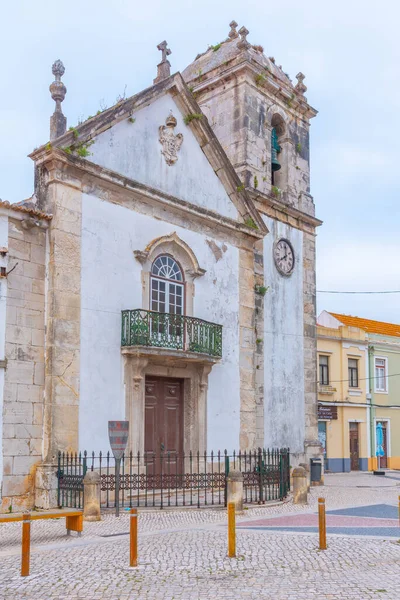 ポルトガルの町ペニシェに教会 — ストック写真