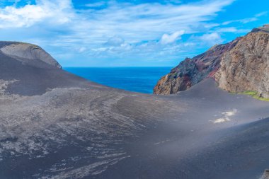 Faial Adası, Azores, Portekiz 'de Capelinhos Yanardağı' nın Deniz Burnu.
