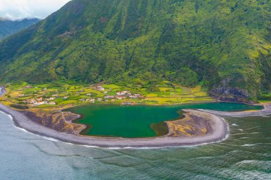 Portekiz, Azores 'teki Sao Jorge adasında Faja da Caldeira Santo Cristo.