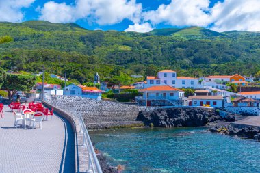 Portekiz, Azores 'in Sao Jorge adasındaki Urzelina kasabası..