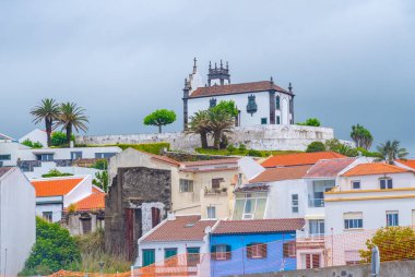 Mae de Deus inzivası Portekiz 'deki Ponta Delgada' da..