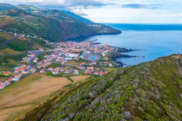 葡萄牙圣若尔热岛Velas镇的空中景观 — 图库照片