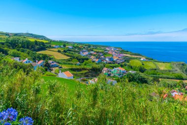 Miradouro do Pico Vermelho Sao Miguel Adası, Portekiz.