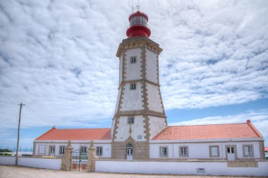 Cabo Espichel 'deki deniz feneri Portekiz' deki doğal park Arrabida 'da..