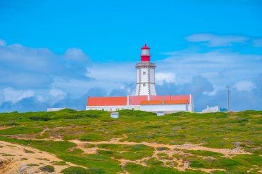 Cabo Espichel 'deki deniz feneri Portekiz' deki doğal park Arrabida 'da..