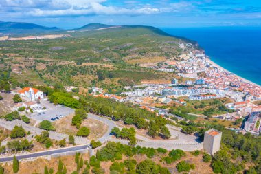Setubal, Portekiz yakınlarındaki Susimbra şatosunun görüntüsü.