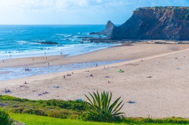 Portekiz 'deki Praia de Ohexe Manzarası.