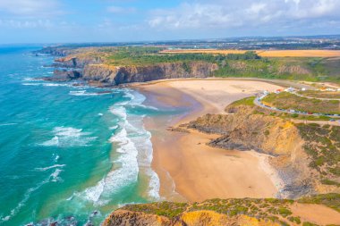 Portekiz 'deki Praia de Ohexe Manzarası.
