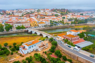 Portekiz 'in Silves kasabasında bir kale manzarası.