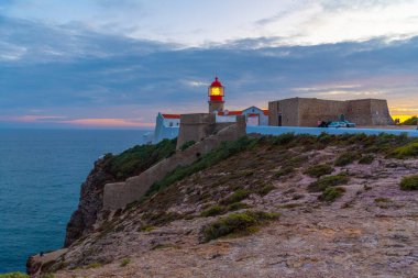 Portekiz 'de gün batımında Cabo de Sao Vicente.
