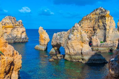 Portekiz, Lagos yakınlarındaki Ponta da Piedade uçurumları.