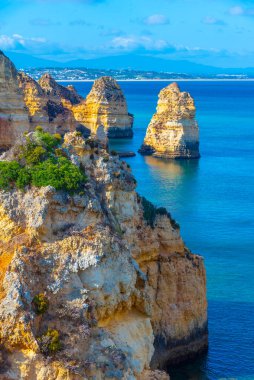 Portekiz, Lagos yakınlarındaki Ponta da Piedade uçurumları.
