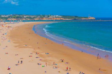 Portekiz 'de Praia da Rocha manzarası.