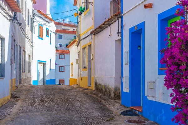 Calle Estrecha Del Casco Antiguo Ciudad Portuguesa Aljezur — Foto de Stock