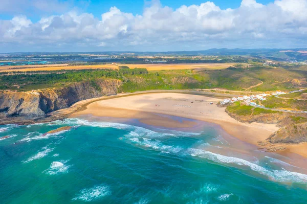 Portekiz 'deki Praia de Ohexe Manzarası.