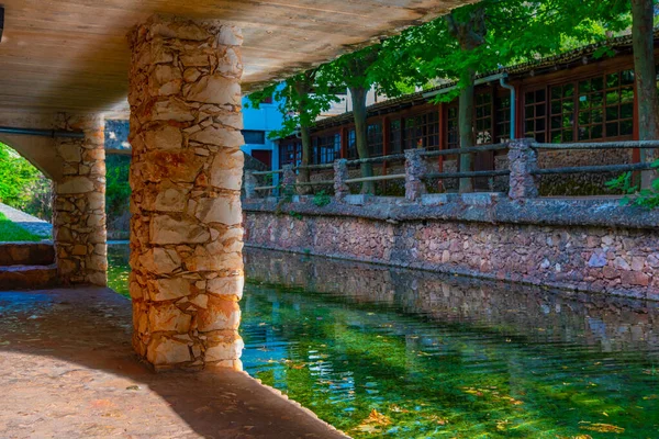 Portekiz 'in Algarve bölgesinde Fonte Grande de Alte baharı.